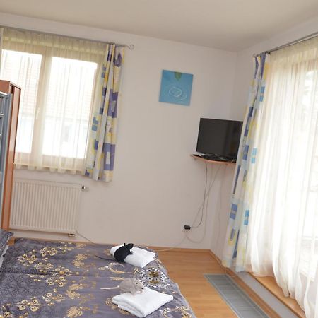 Lipno Riviera - Mysi V Bote Apartment Lipno nad Vltavou Bilik gambar