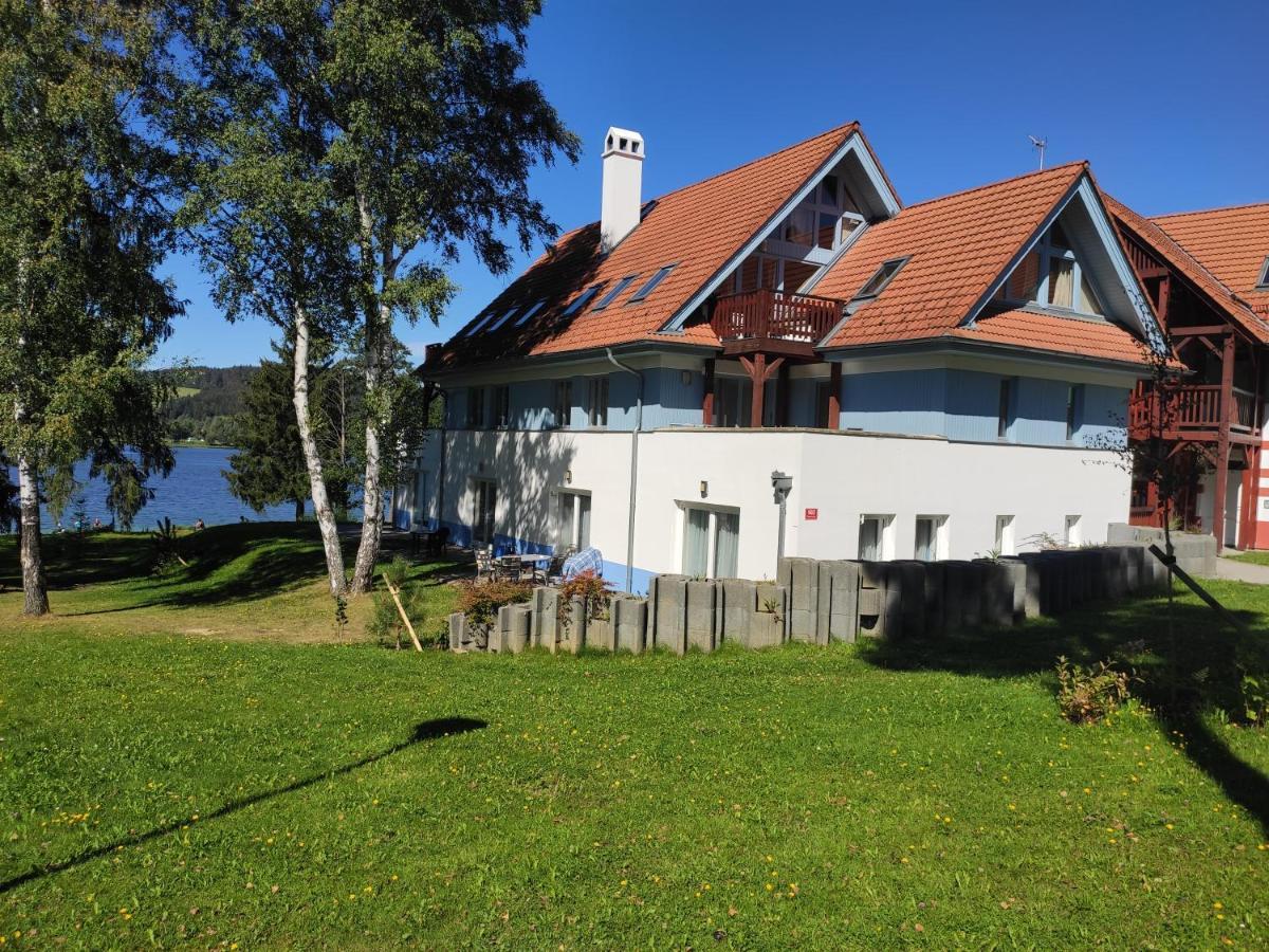 Lipno Riviera - Mysi V Bote Apartment Lipno nad Vltavou Luaran gambar