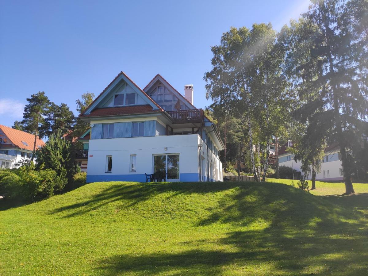 Lipno Riviera - Mysi V Bote Apartment Lipno nad Vltavou Luaran gambar