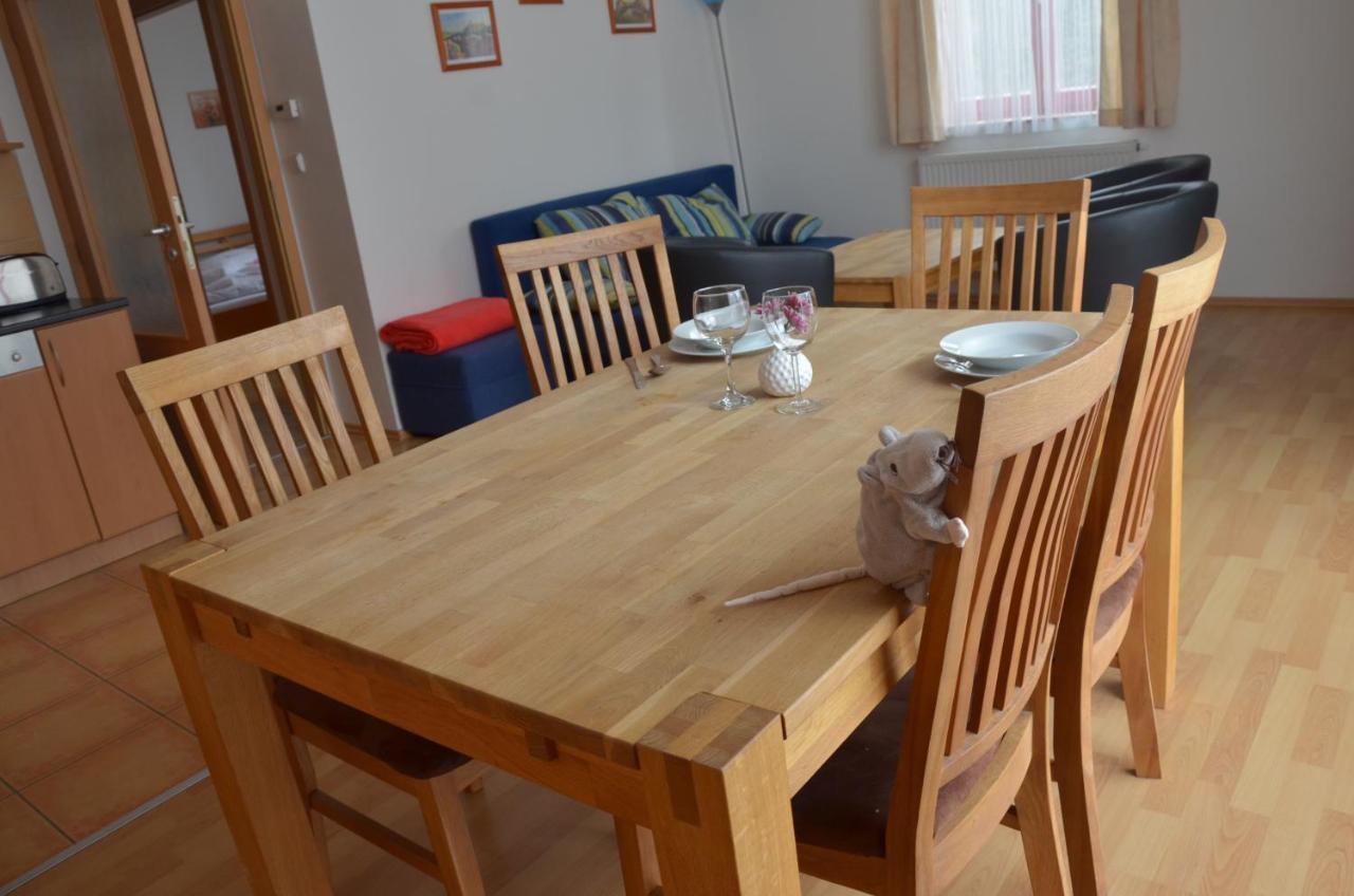 Lipno Riviera - Mysi V Bote Apartment Lipno nad Vltavou Luaran gambar