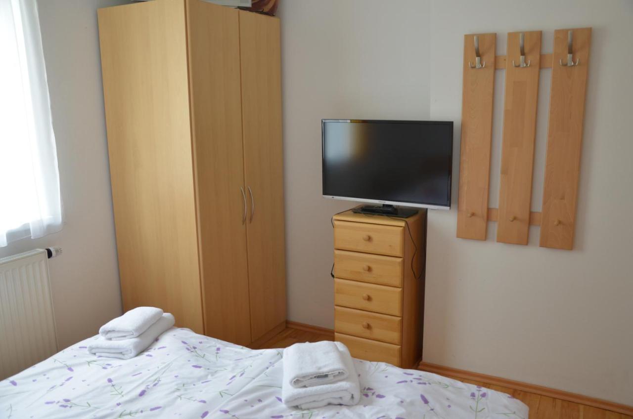 Lipno Riviera - Mysi V Bote Apartment Lipno nad Vltavou Luaran gambar