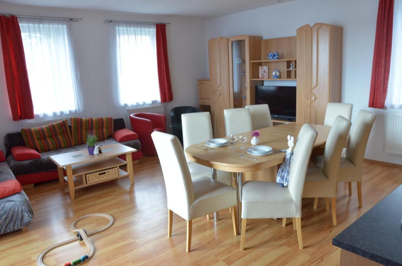 Lipno Riviera - Mysi V Bote Apartment Lipno nad Vltavou Luaran gambar