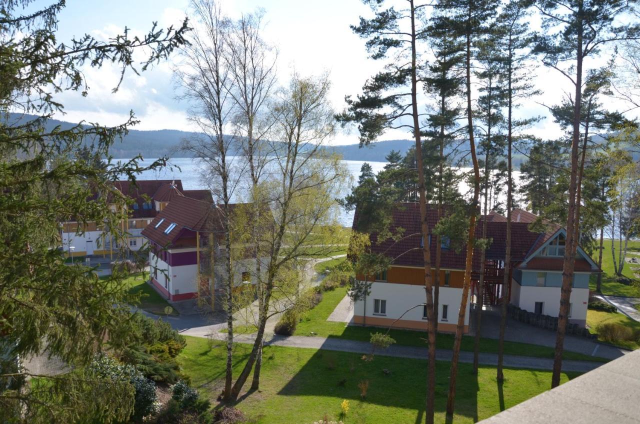 Lipno Riviera - Mysi V Bote Apartment Lipno nad Vltavou Luaran gambar
