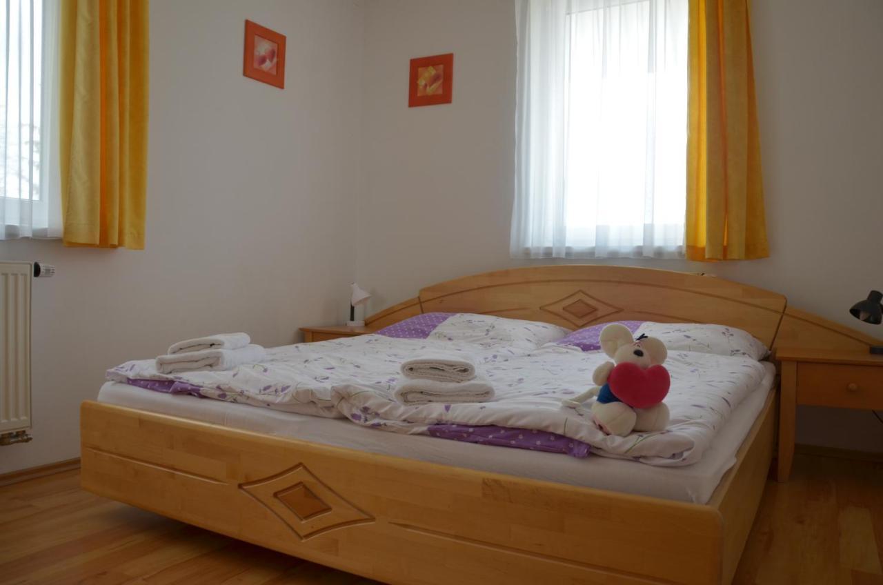 Lipno Riviera - Mysi V Bote Apartment Lipno nad Vltavou Luaran gambar